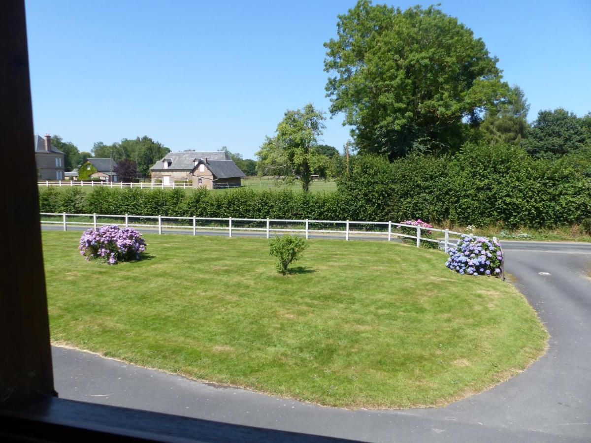 Gite Les Vignettes Bourgeauville Экстерьер фото